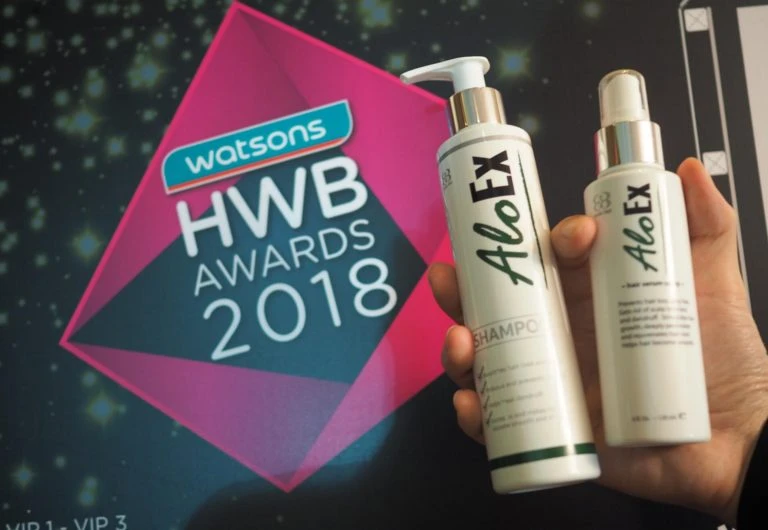 ทีมงาน AloEx รับรางวัลสุดยอดสินค้าขายดีจาก Watsons HWB Award
